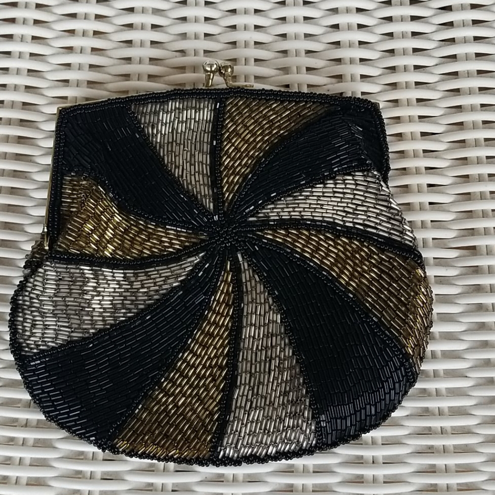 Multicolored sequin clutch